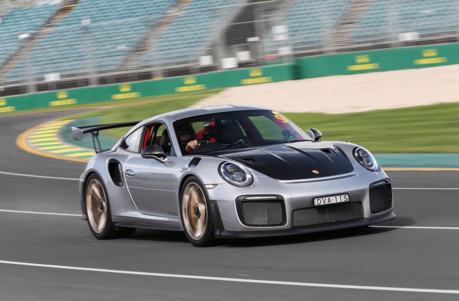  Porsche 911 GT2 RS (991) 2018 года  (AU) (фото 30 из 38)